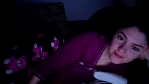 _just_a_simple_girl online show from 05-19-26, 02:18