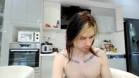 My song  -  online show from 06-14-26, 02:24