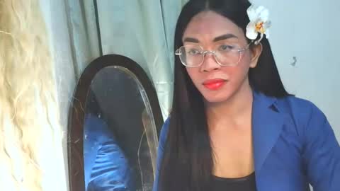 _karie_ online show from 10-19-25, 01:23