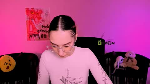 _kellykitten_ online show from 02-05-26, 09:58