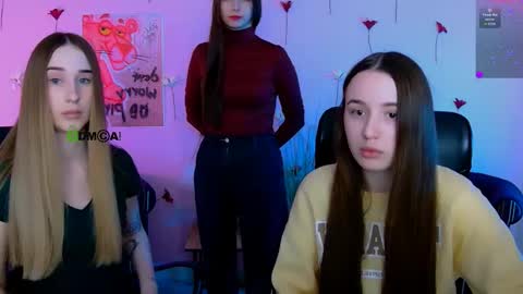 _kellykitten_ online show from 04-28-26, 09:03