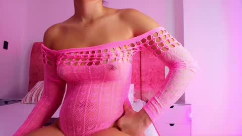 Kendall online show from 12-02-25, 11:59