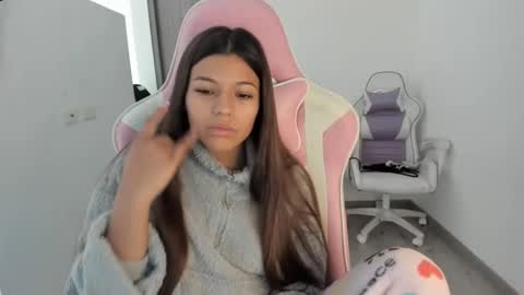 khloe sweet online show from 10-29-25, 01:13