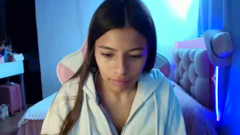 khloe sweet online show from 04-24-26, 01:24