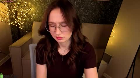 Kiki online show from 02-19-26, 02:18
