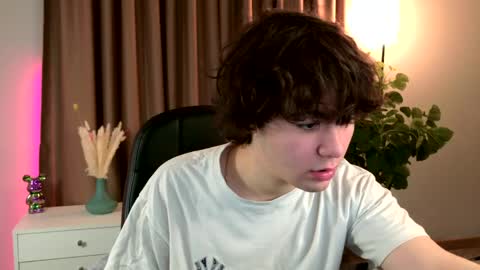 killua online show from 04-28-26, 05:56