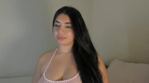 _kimtorres_ online show from 03-01-26, 07:38