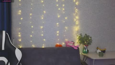 Molly   Emily online show from 02-26-26, 03:22