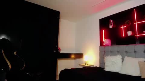 _kitten_1 online show from 02-20-25, 05:33