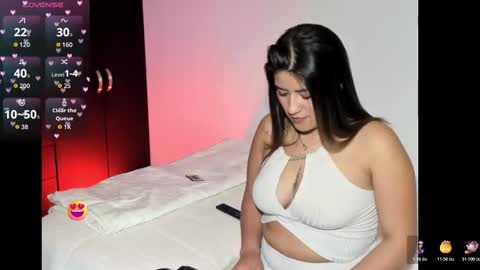 Snapshot of _kloee_ chatting on 10-17-25, 01:57 kloee online show from 10-17-25, 01:57