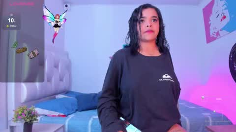  koriinn  online show from 10-10-25, 07:24