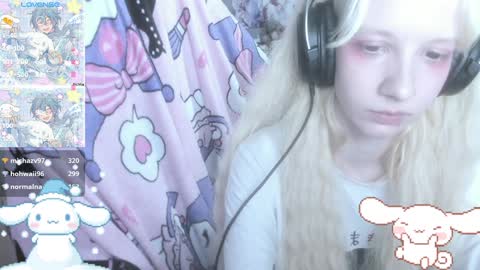  kuro  online show from 12-17-24, 07:26