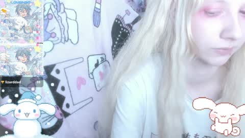  kuro  online show from 12-18-24, 06:57