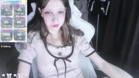  kuro  online show from 12-04-25, 07:17