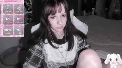  kuro  online show from 02-28-26, 07:42