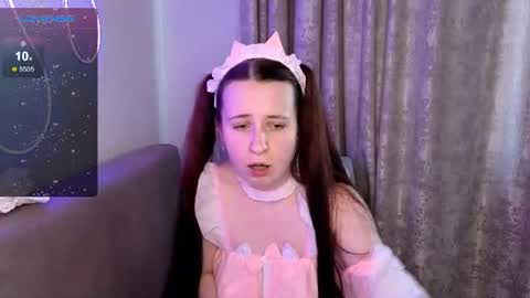 _kylle_ online show from 07-19-26, 04:33