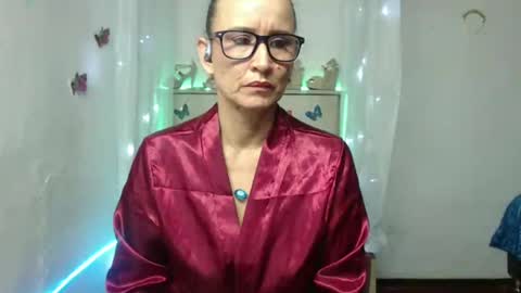 SANDRA online show from 11-21-25, 06:23