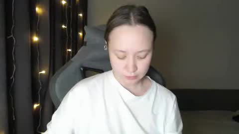 _lalune_ online show from 01-18-26, 08:23