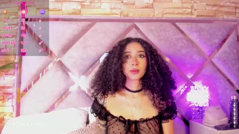 Lanna  online show from 11-22-25, 10:58