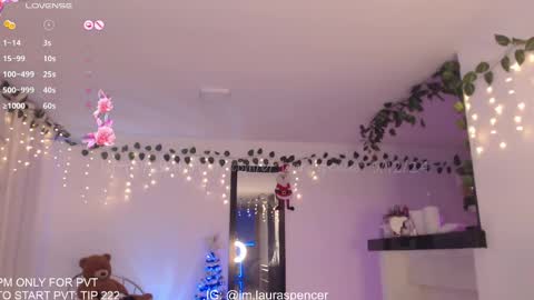 Laura online show from 12-06-24, 04:36