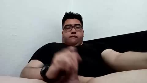 Snapshot of _leclerc_ chatting on 02-05-25, 10:44 _leclerc_ online show from 02-05-25, 10:44