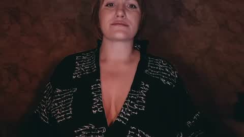 Snapshot of _letty_ chatting on 07-16-26, 09:32 Letty online show from 07-16-26, 09:32