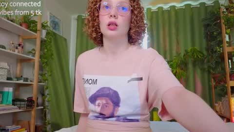 Snapshot of _lightmyfire chatting on 01-30-25, 09:25 Salome Lovense always on from 5 tk My content and your custom requests online show from 01-30-25, 09:25