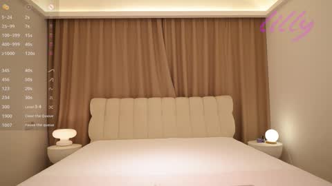 Snapshot of _lillilly_ chatting on 10-07-25, 06:10 _lillilly_ online show from 10-07-25, 06:10