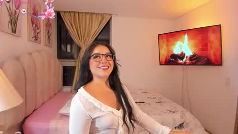 Lina. online show from 03-26-26, 12:50