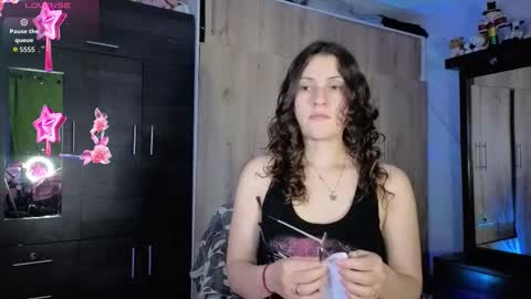 Snapshot of _lindasy_ chatting on 02-20-26, 04:42 Lindasy online show from 02-20-26, 04:42