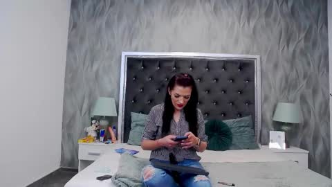 Lisa online show from 01-28-25, 07:00