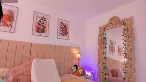 Lissana online show from 12-02-24, 04:42