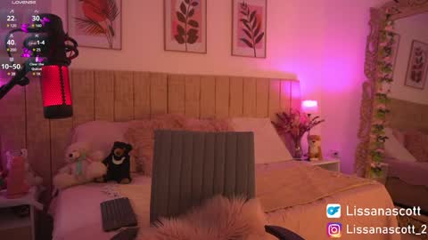 Lissana online show from 02-05-25, 03:20