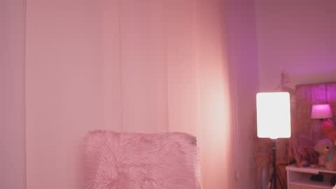 Lissana online show from 11-27-25, 08:11