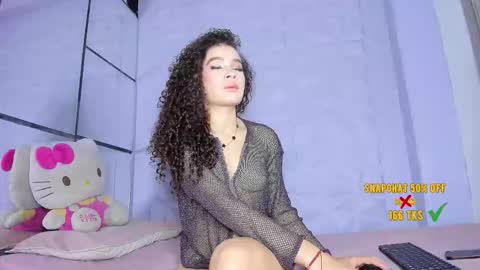 Snapshot of _littlelia chatting on 09-24-25, 11:24 Anna online show from 09-24-25, 11:24