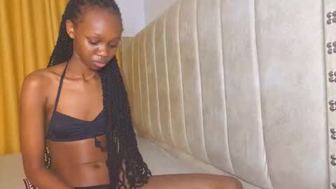 Littlevenus online show from 11-03-25, 12:24