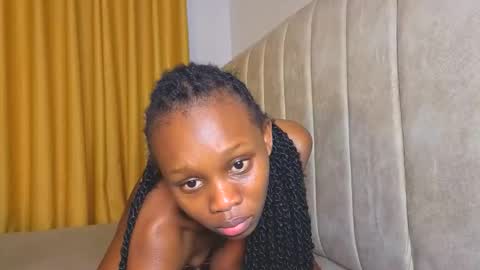 Littlevenus online show from 11-14-25, 01:26