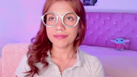 Snapshot of _lloou_ chatting on 01-20-25, 05:59 Sofia 3 online show from 01-20-25, 05:59