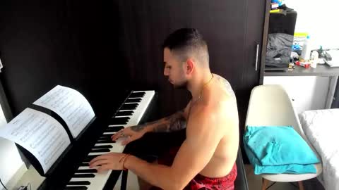 Snapshot of _logan_s chatting on 01-18-26, 07:50 logan online show from 01-18-26, 07:50