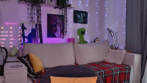 Snapshot of _lollyshy_ chatting on 02-04-26, 09:37 Lolly online show from 02-04-26, 09:37