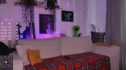 Snapshot of _lollyshy_ chatting on 02-10-26, 11:47 Lolly online show from 02-10-26, 11:47