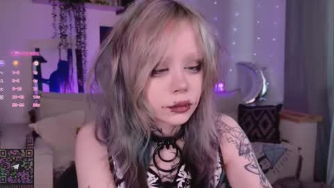 Snapshot of _lollyshy_ chatting on 02-25-26, 08:24 Lolly online show from 02-25-26, 08:24