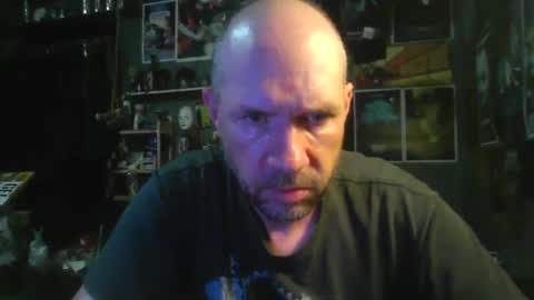 Snapshot of _longfellow chatting on 09-21-25, 10:11 That guy online show from 09-21-25, 10:11