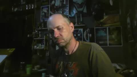 Snapshot of _longfellow chatting on 11-03-25, 12:57 That guy online show from 11-03-25, 12:57