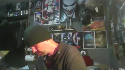 Snapshot of _longfellow chatting on 11-04-25, 12:21 That guy online show from 11-04-25, 12:21