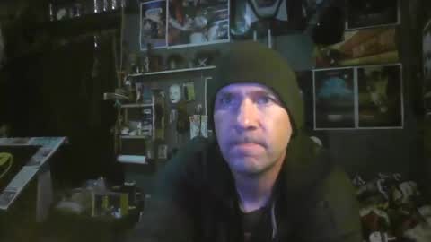 Snapshot of _longfellow chatting on 11-24-25, 07:02 That guy online show from 11-24-25, 07:02