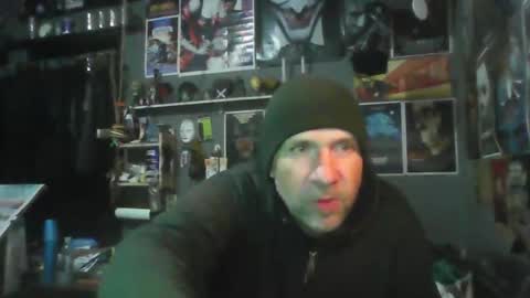 Snapshot of _longfellow chatting on 11-29-25, 07:33 That guy online show from 11-29-25, 07:33