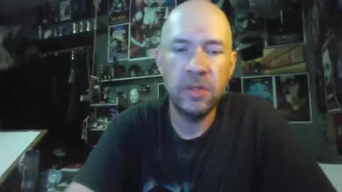 That guy online show from 04-26-26, 05:54