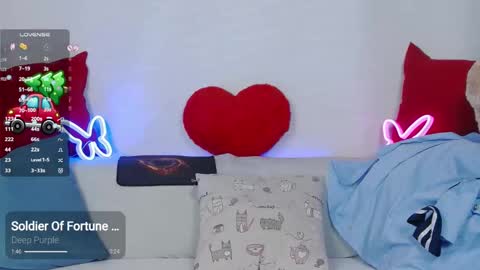 Snapshot of _lorik chatting on 01-14-25, 12:43 online show from 01-14-25, 12:43