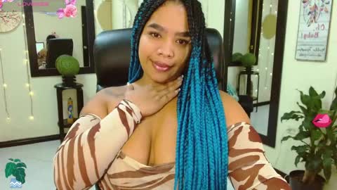 Snapshot of _lorraine_love chatting on 10-21-25, 10:16 Hi guys I am Camila online show from 10-21-25, 10:16